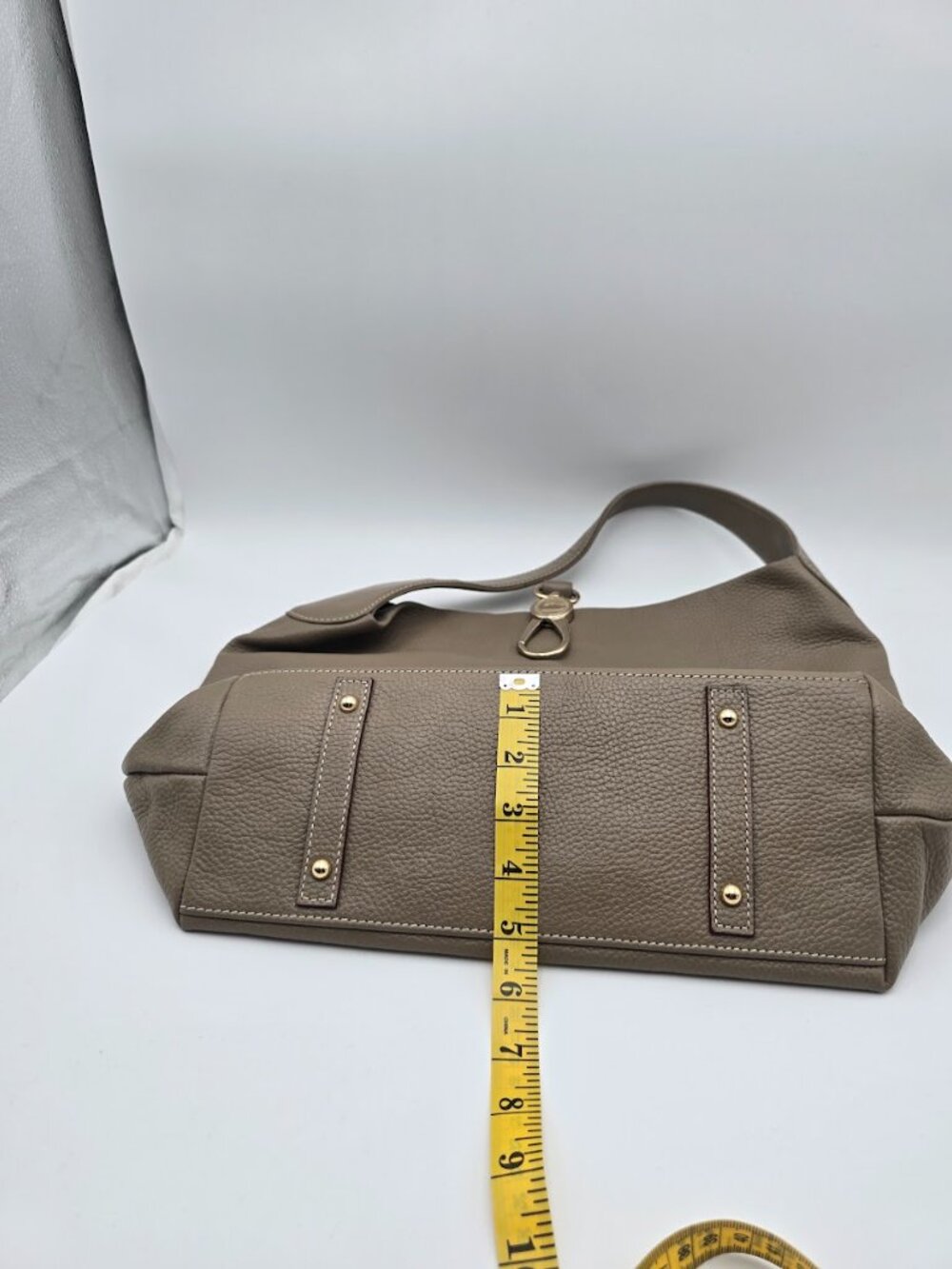 Dooney & Bourke Taupe Pebbled Leather Hobo Shoulder Bag Lock Sac - Picture 14 of 14
